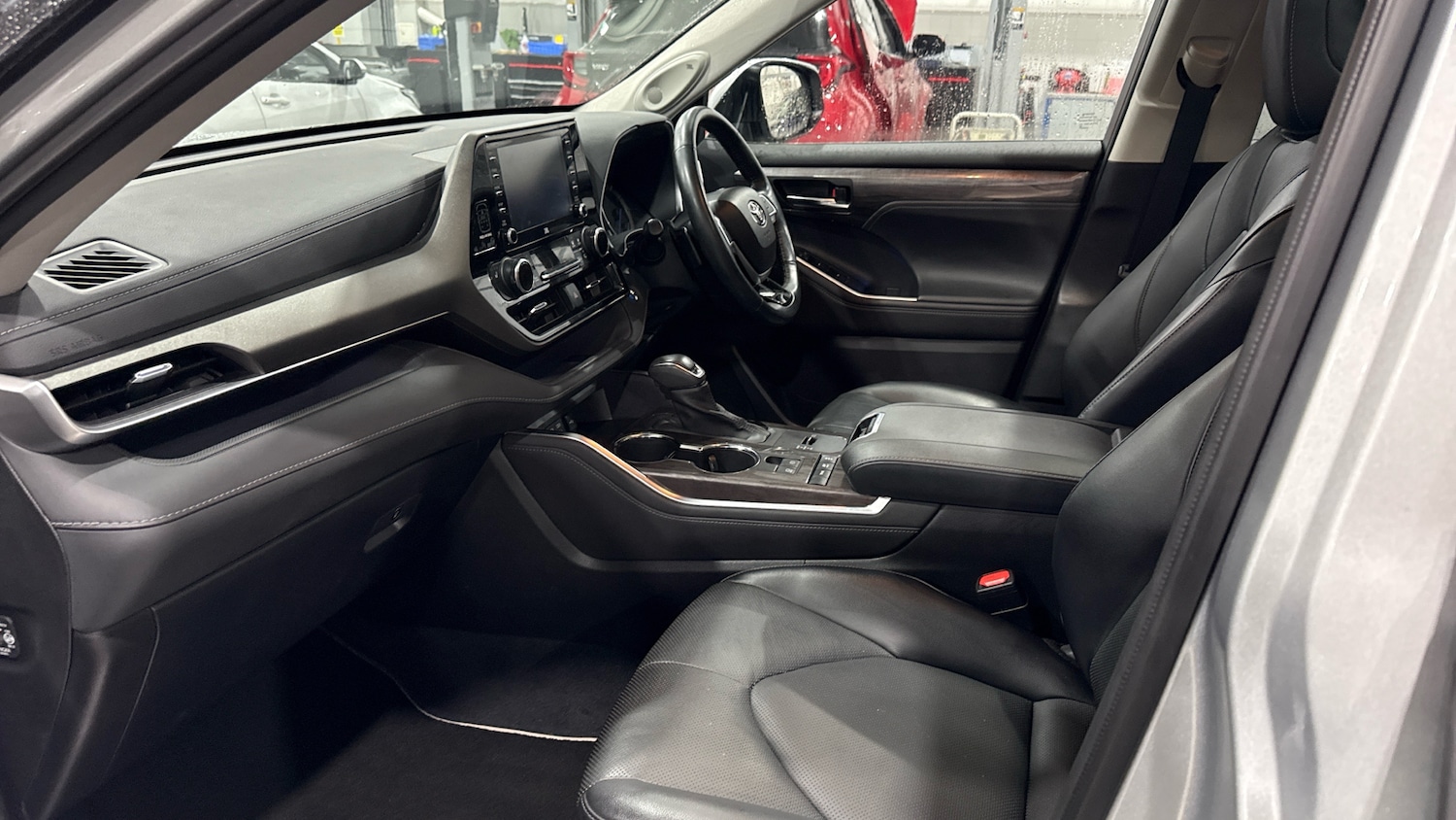 Used Toyota Highlander 2022 for sale - 76643254: Photo 10