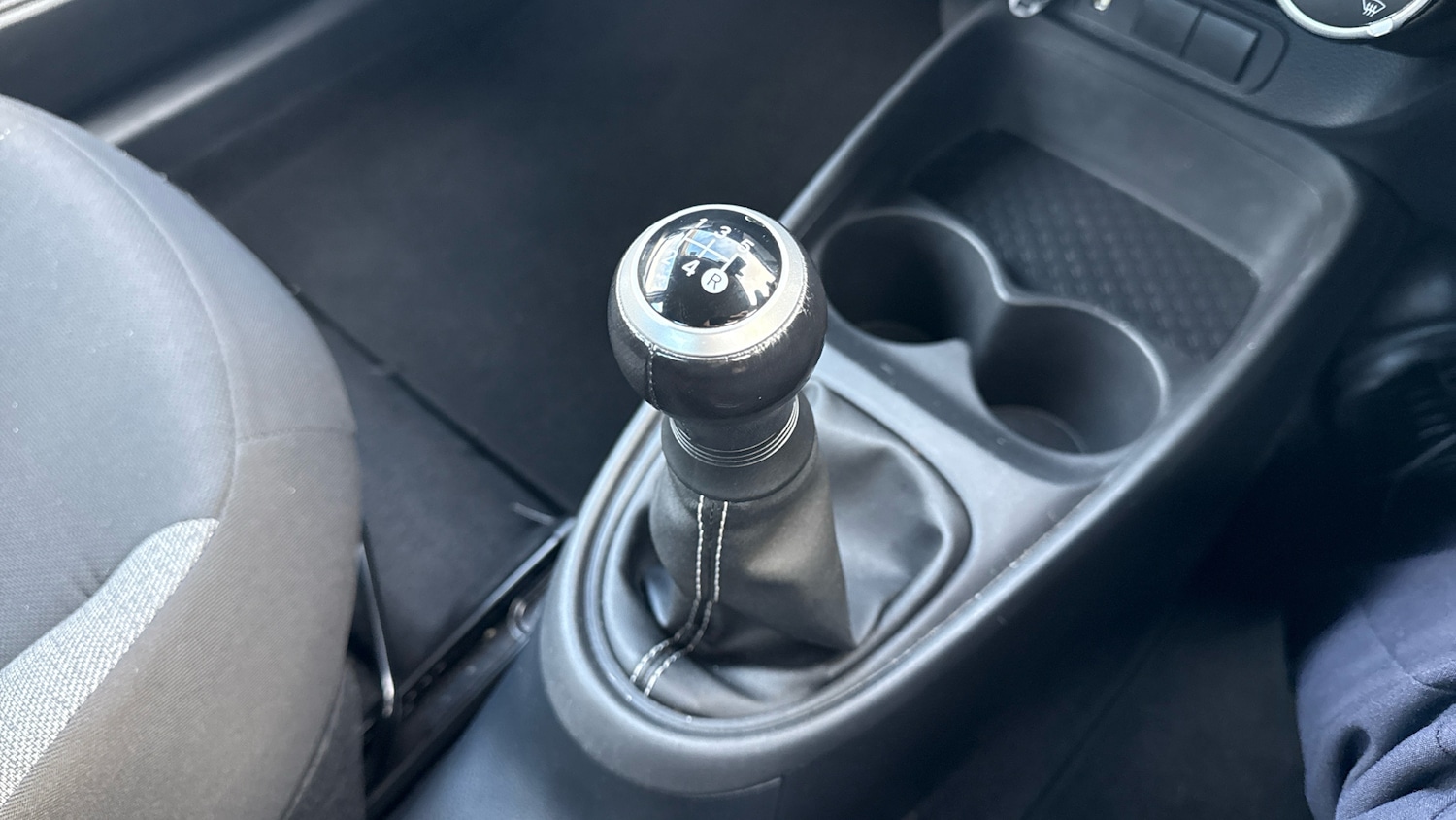 Used Toyota Aygo X 2023 for sale - 77323852: Photo 25