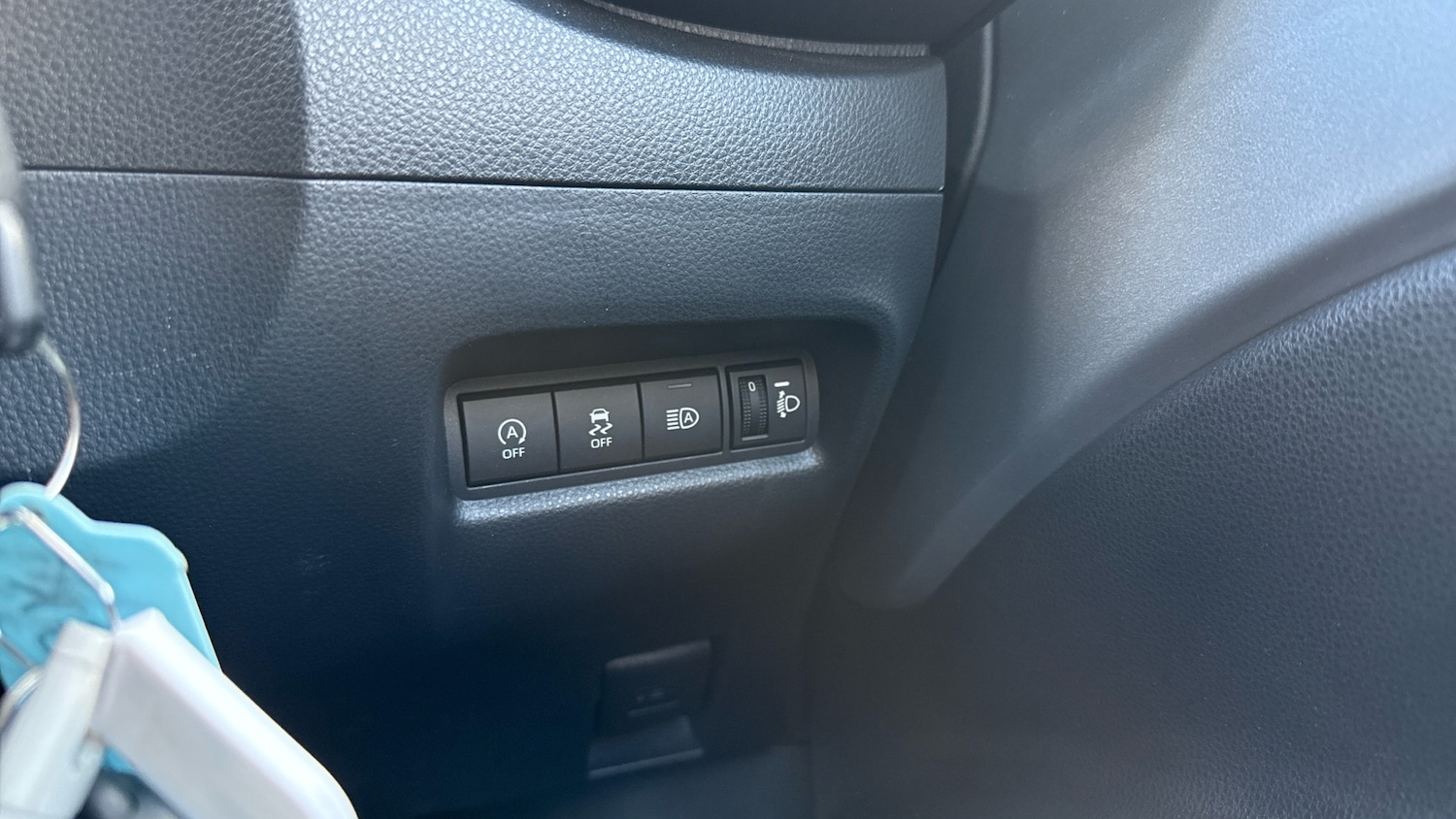 Used Toyota Aygo X 2023 for sale - 77323852: Photo 32