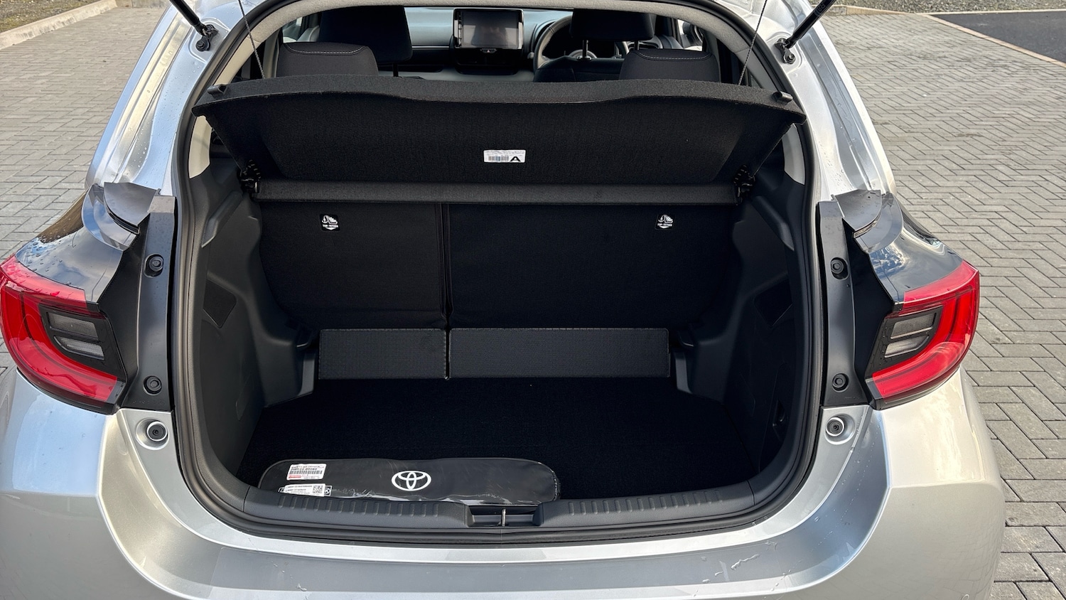 Used Toyota Yaris 2025 for sale - 77300951: Photo 14