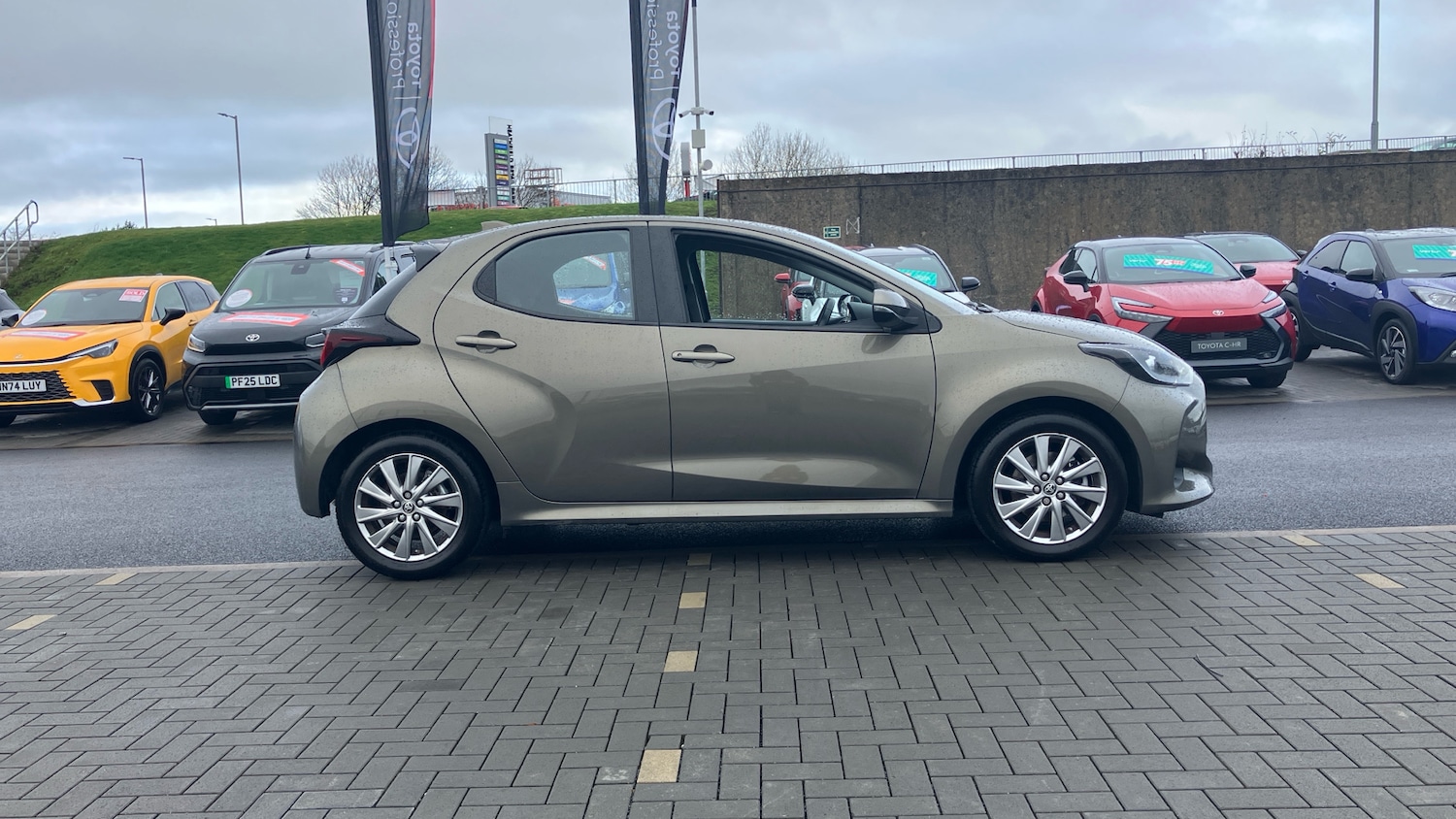 Used Toyota Yaris 2022 for sale - 76518451: Photo 16