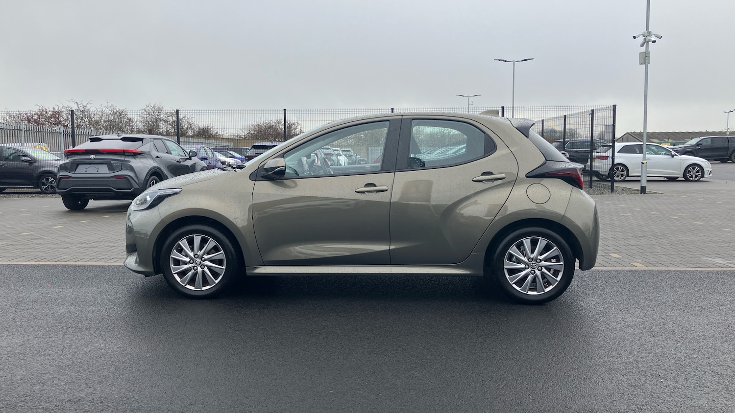 Used Toyota Yaris 2022 for sale - 76518451: Photo 17