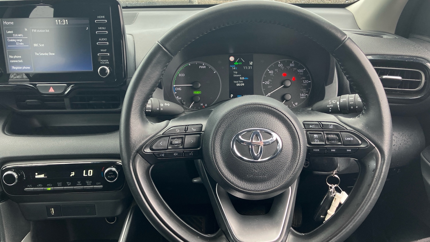 Used Toyota Yaris 2022 for sale - 76518451: Photo 8