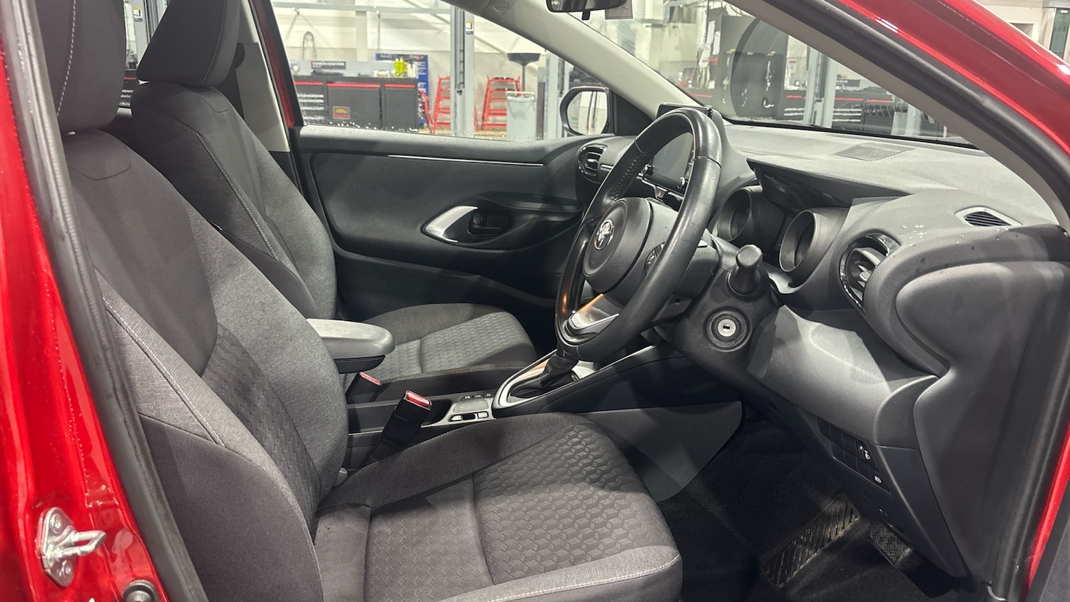 Used Toyota Yaris 2022 for sale - 76830556: Photo 11