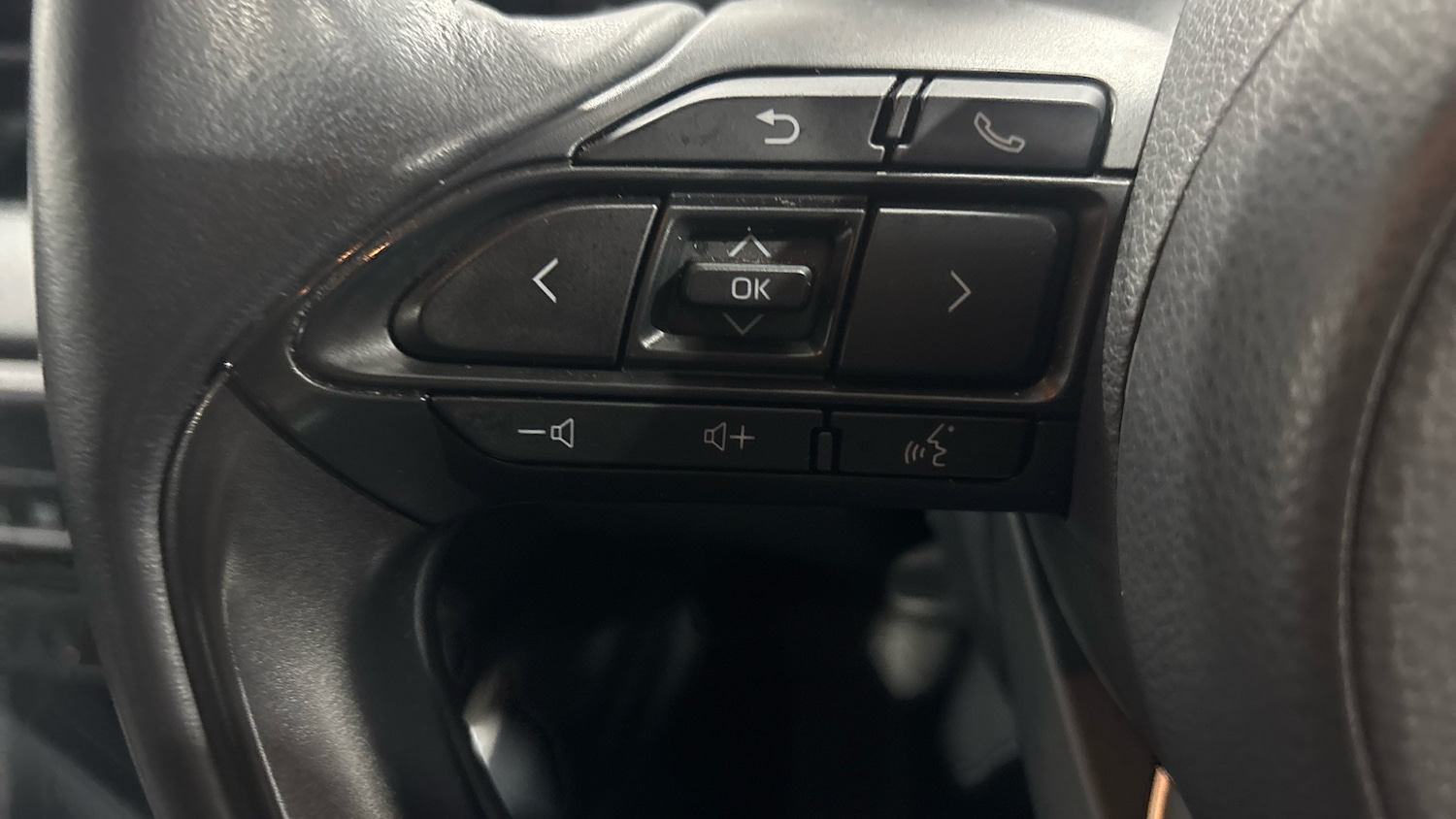 Used Toyota Yaris 2022 for sale - 76830556: Photo 45