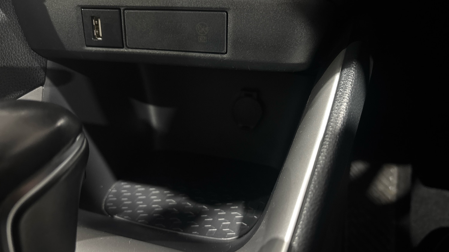 Used Toyota Yaris 2022 for sale - 76830556: Photo 49