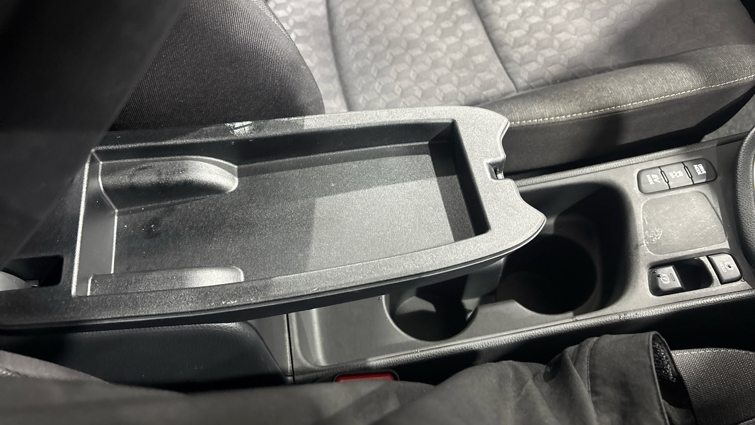 Used Toyota Yaris 2022 for sale - 76830556: Photo 54