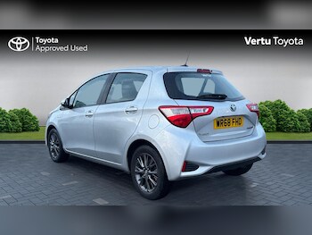Used Toyota Yaris 2018 for sale - 77003250: Photo