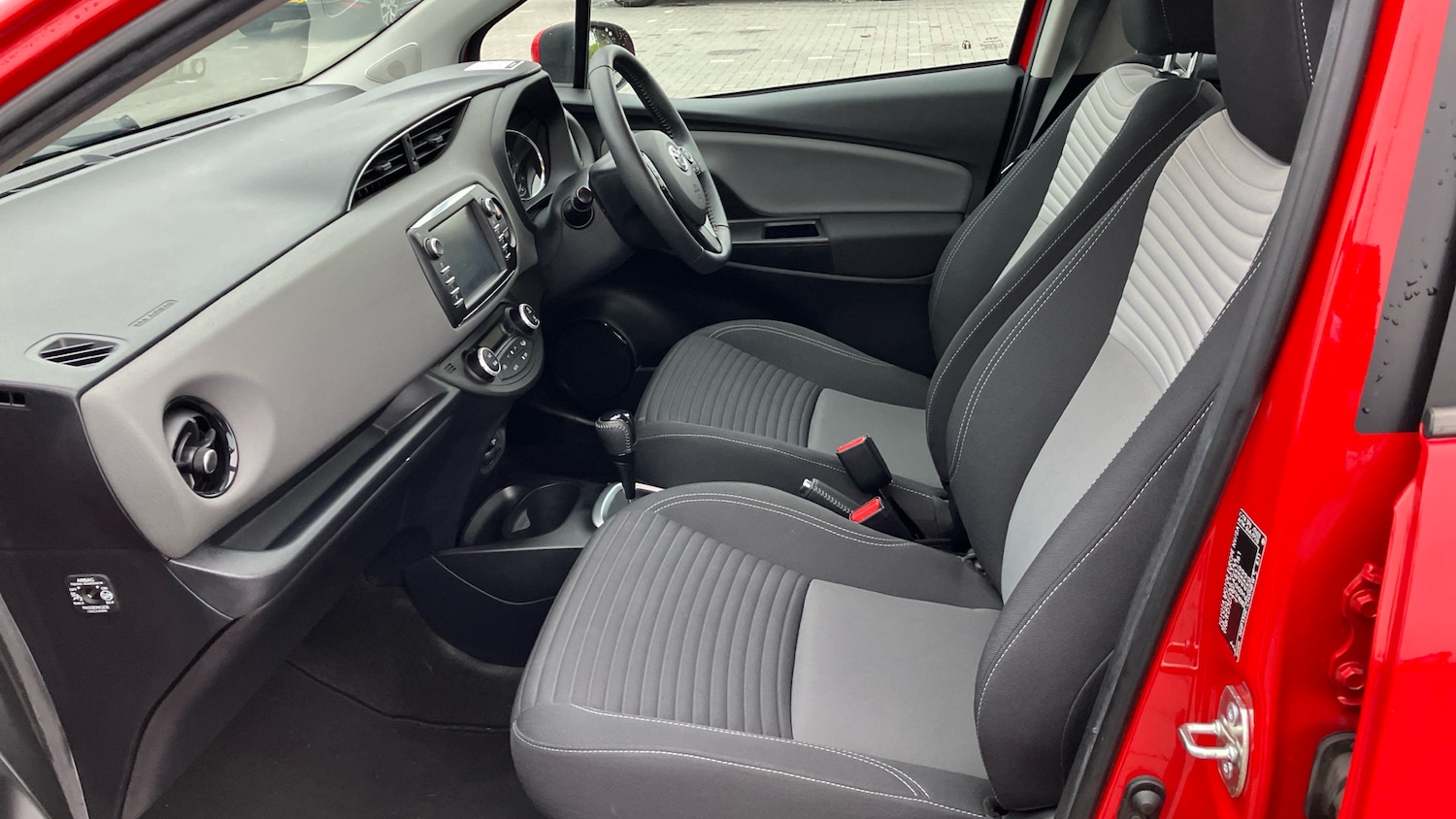 Used Toyota Yaris 2019 for sale - 76253085: Photo 10