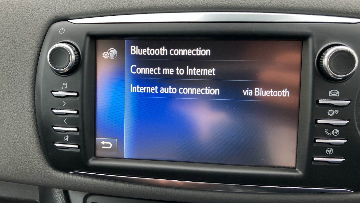 Used Toyota Yaris 2019 for sale - 76253085: Photo 22