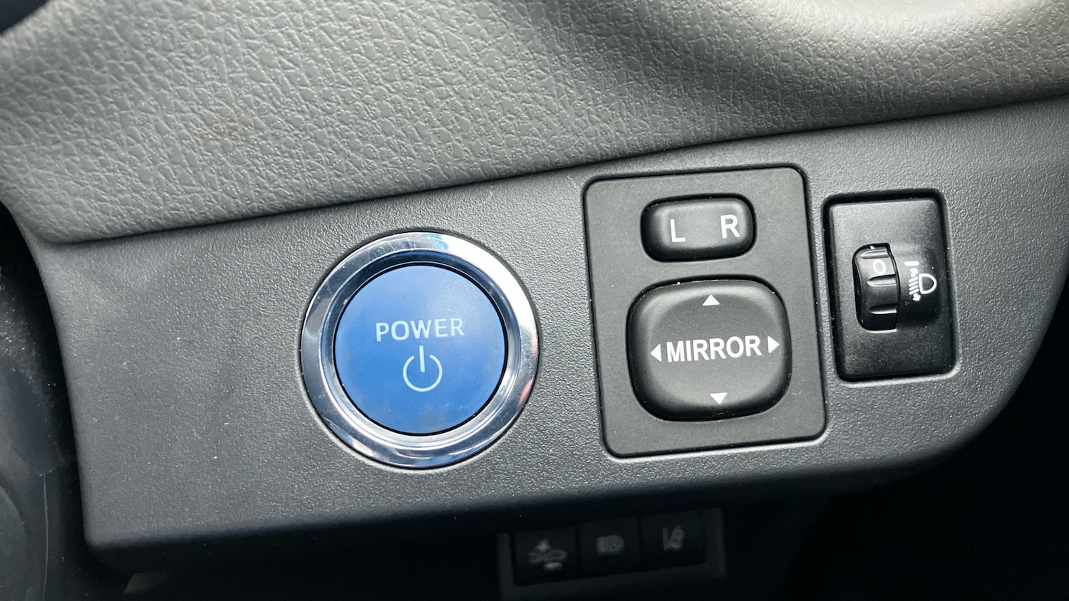 Used Toyota Yaris 2019 for sale - 76253085: Photo 29