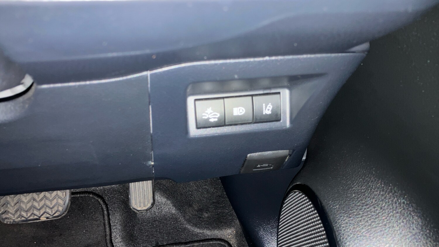 Used Toyota Yaris 2019 for sale - 76253085: Photo 30