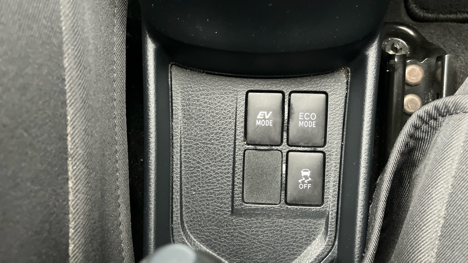 Used Toyota Yaris 2019 for sale - 76253085: Photo 37