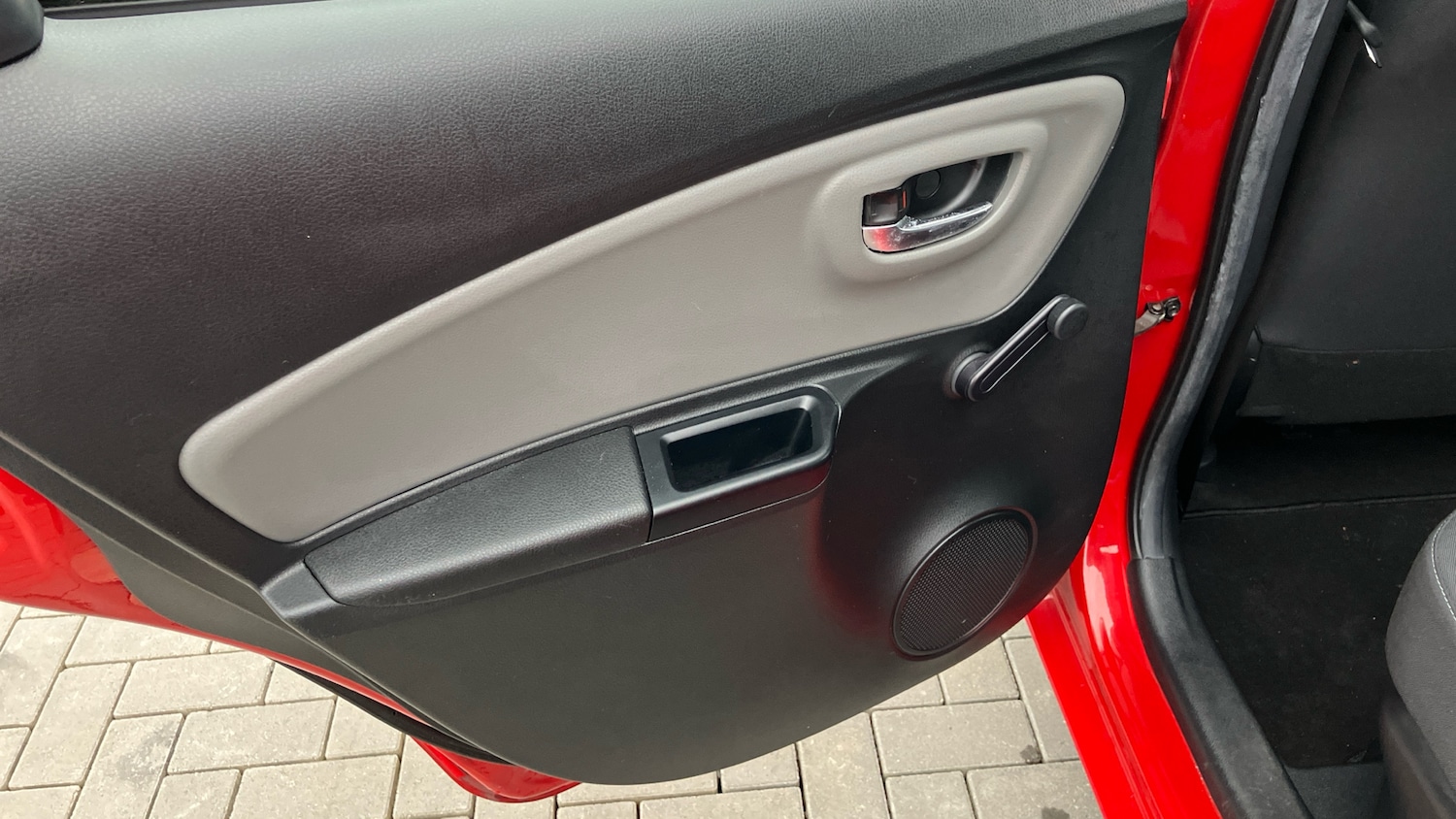 Used Toyota Yaris 2019 for sale - 76253085: Photo 53