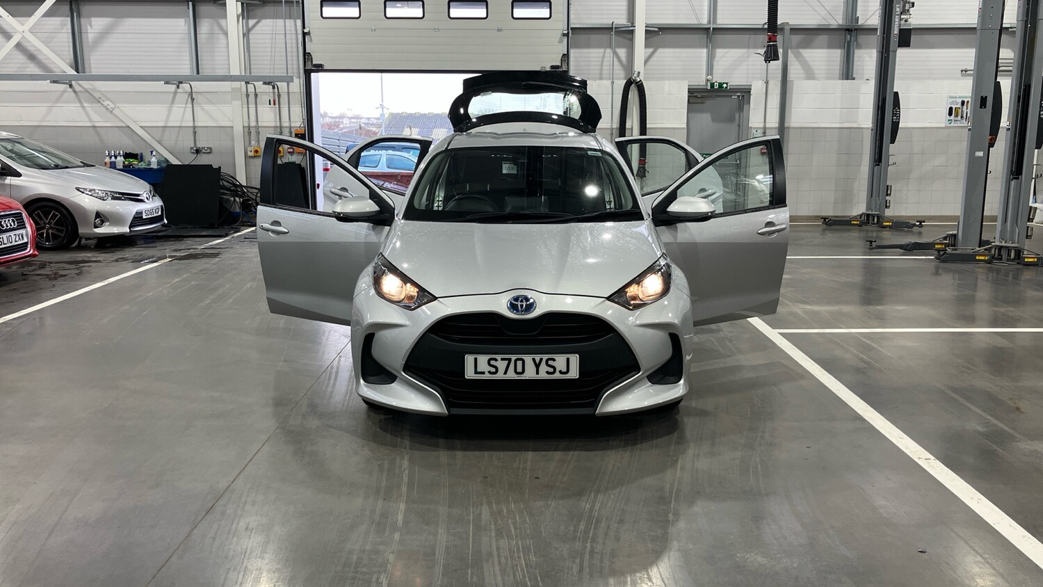 Used Toyota Yaris 2020 for sale - 76578461: Photo 20