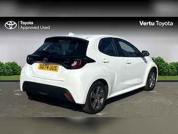 Used Toyota Yaris 2024 for sale - 78671313: Photo
