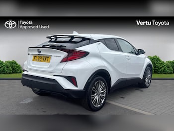 Used Toyota C-HR 2023 for sale - 79551481: Photo