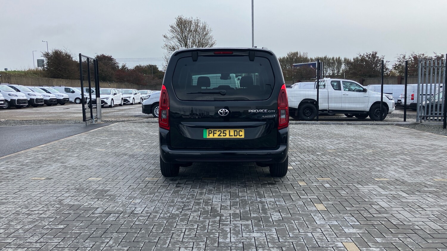 Used Toyota PROACE CITY Verso 2025 for sale - 76243526: Photo 19