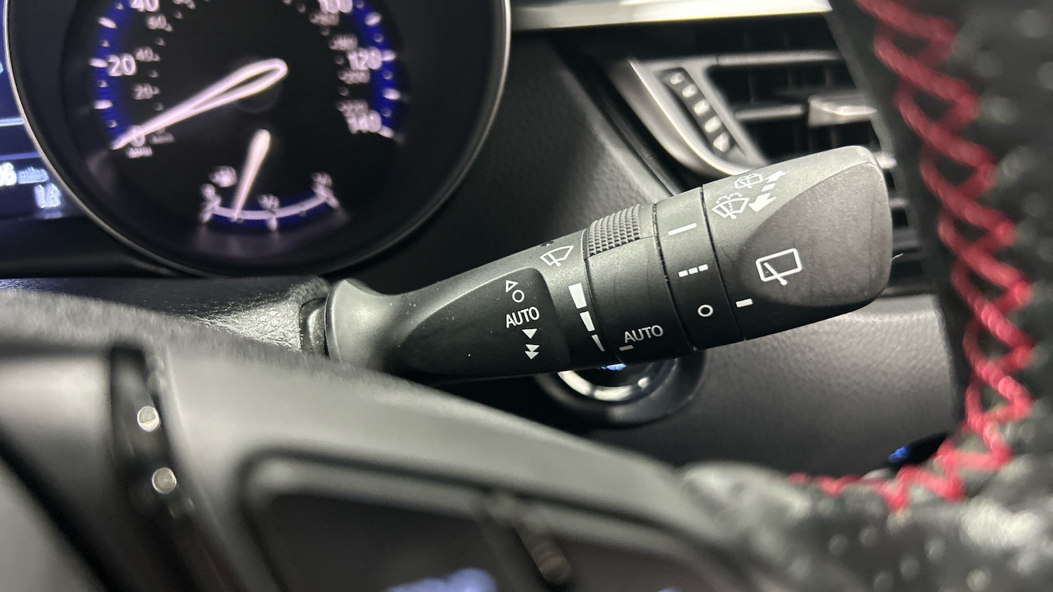 Used Toyota C-HR 2022 for sale - 76780048: Photo 33