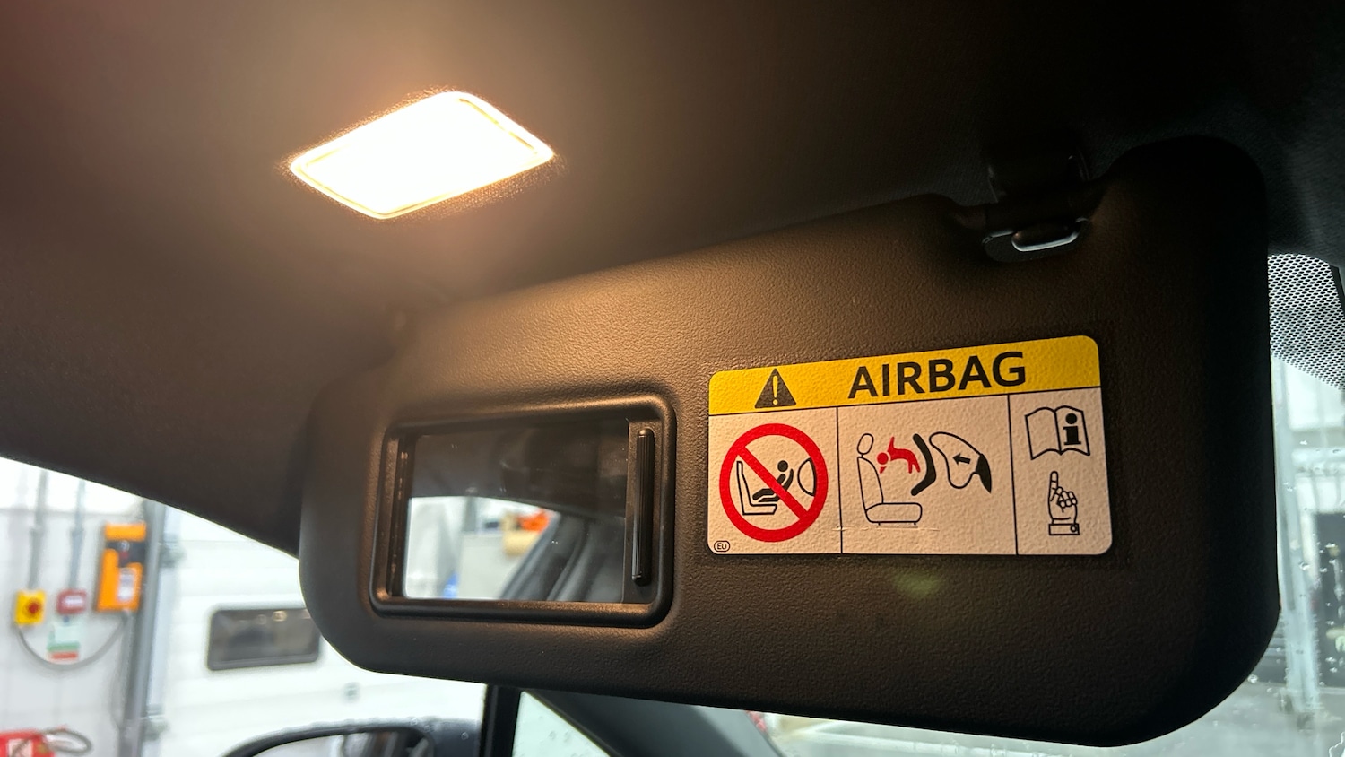 Used Toyota C-HR 2022 for sale - 76780048: Photo 44