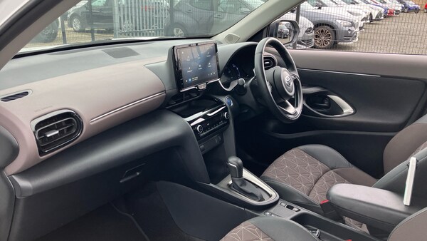 Used Toyota Yaris Cross 2023 for sale - 76263224: Photo 10