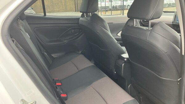 Used Toyota Yaris Cross 2023 for sale - 76263224: Photo 12