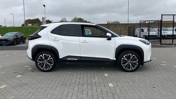 Used Toyota Yaris Cross 2023 for sale - 76263224: Photo 16