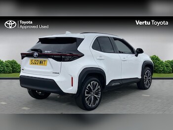 Used Toyota Yaris Cross 2023 for sale - 76263224: Photo 2