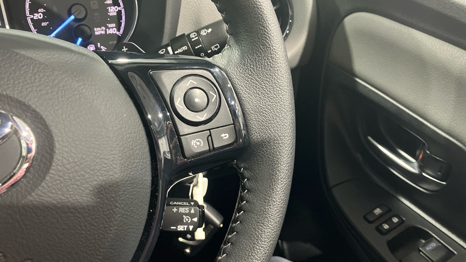 Used Toyota Yaris 2018 for sale - 77046178: Photo 23