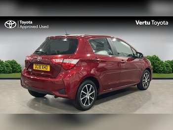 Used Toyota Yaris 2018 for sale - 77046178: Photo