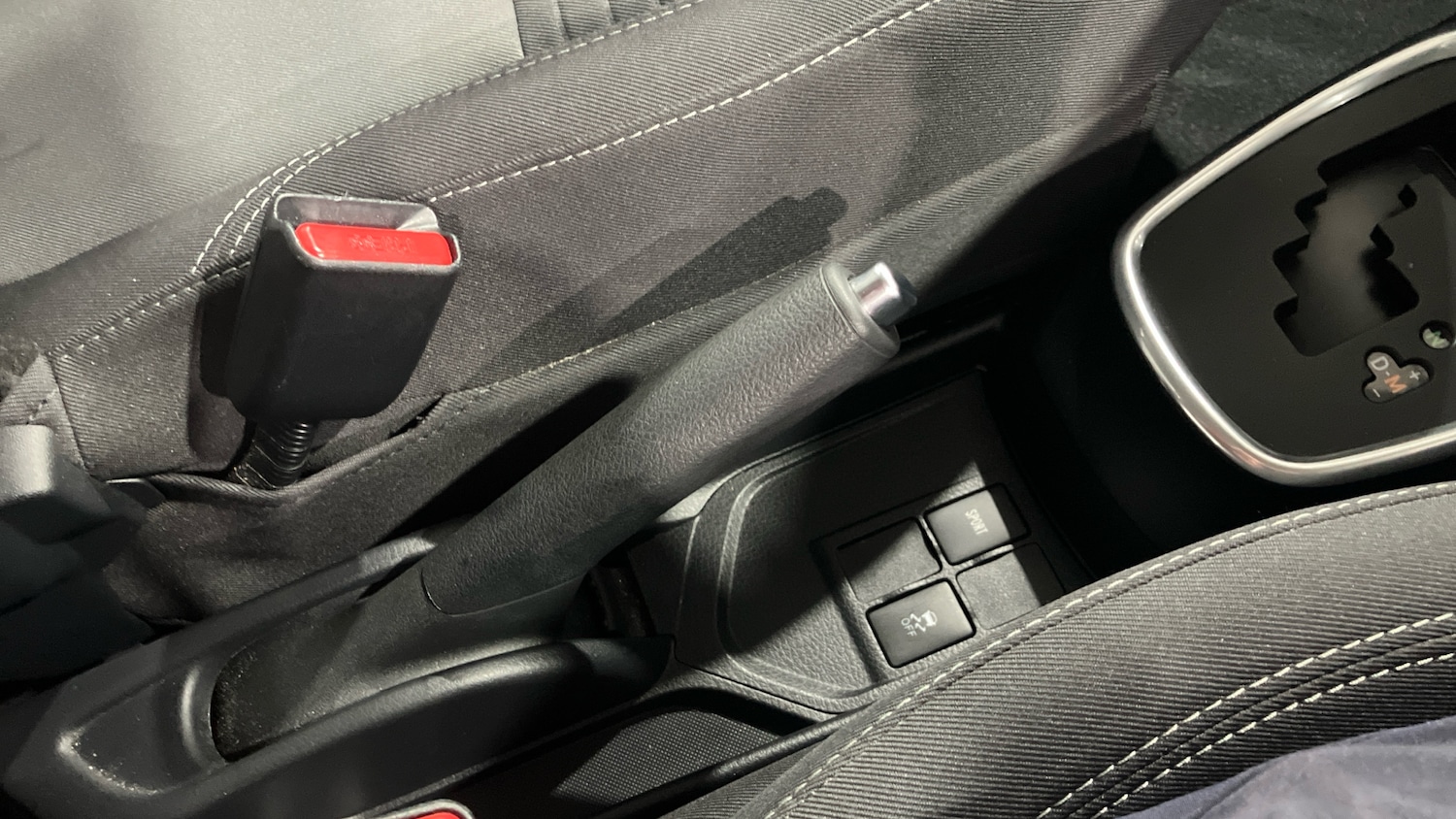 Used Toyota Yaris 2018 for sale - 77046178: Photo 30