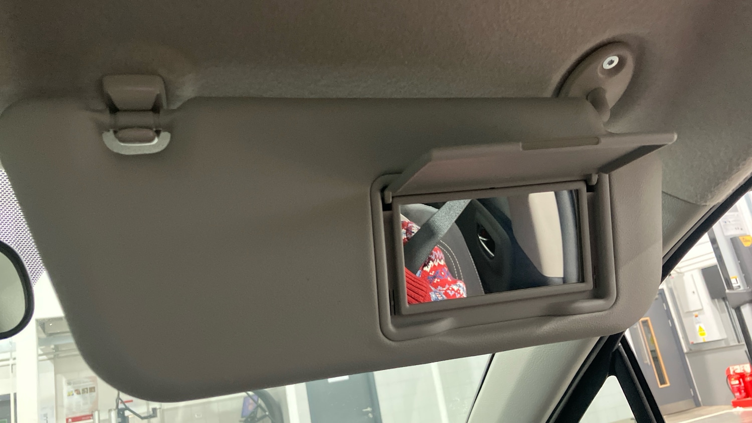 Used Toyota Yaris 2018 for sale - 77046178: Photo 35