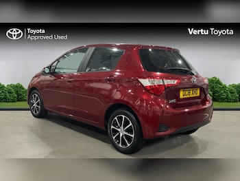 Used Toyota Yaris 2018 for sale - 77046178: Photo