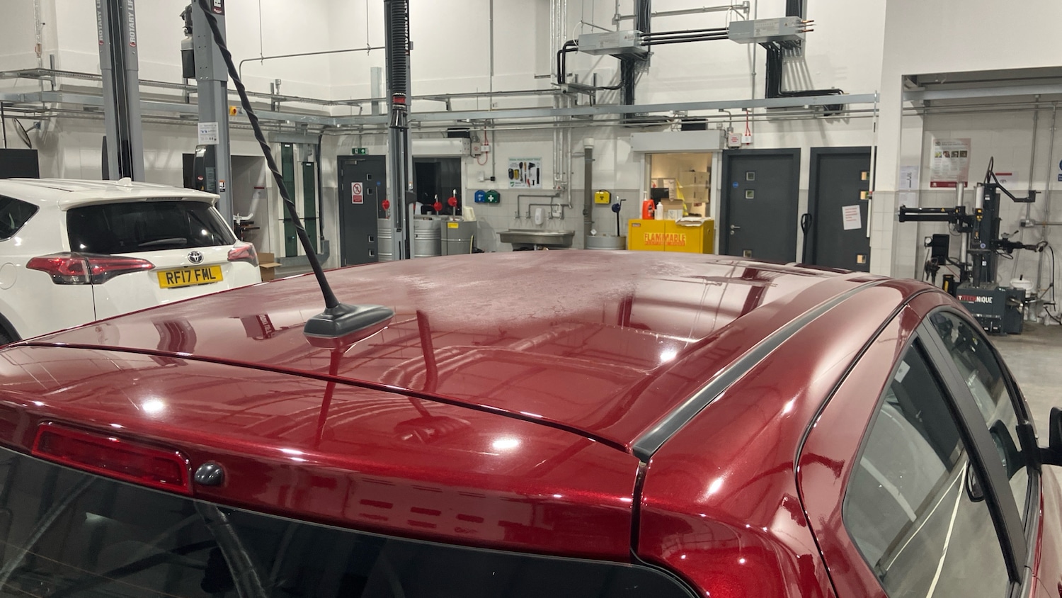 Used Toyota Yaris 2018 for sale - 77046178: Photo 57