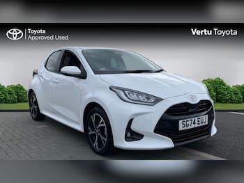 Used Toyota Yaris 2024 for sale - 79802032: Photo