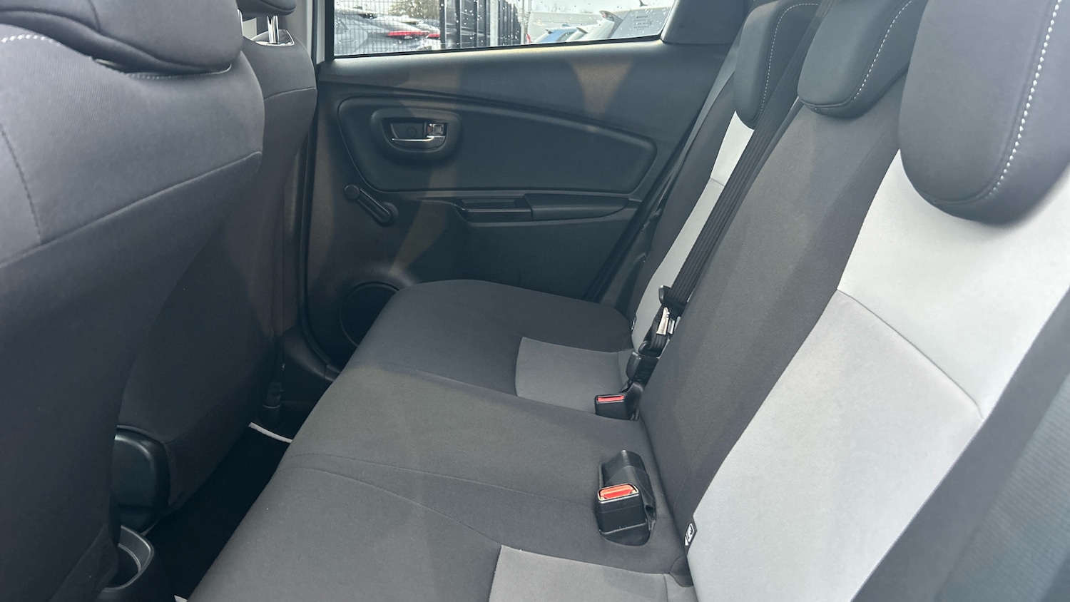 Used Toyota Yaris 2018 for sale - 77730740: Photo 13