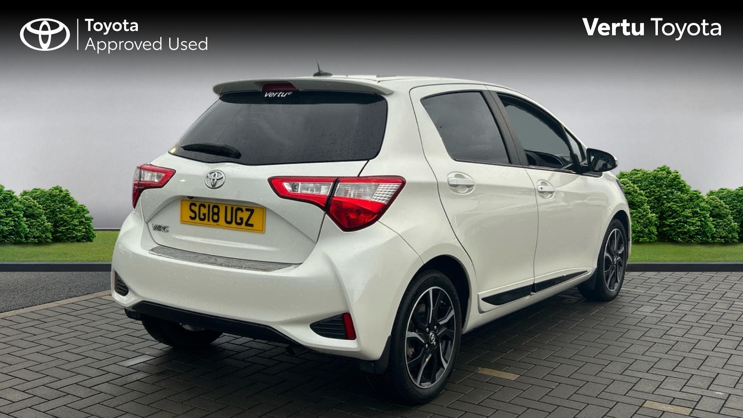 Used Toyota Yaris 2018 for sale - 77730740: Photo 2