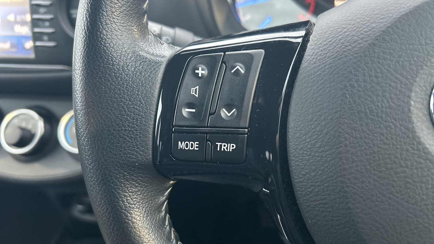 Used Toyota Yaris 2018 for sale - 77730740: Photo 31