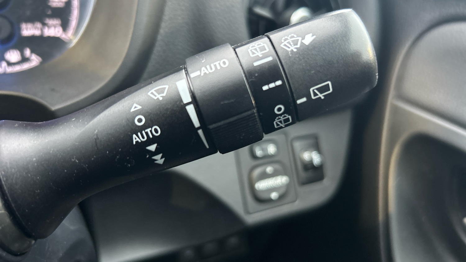 Used Toyota Yaris 2018 for sale - 77730740: Photo 33