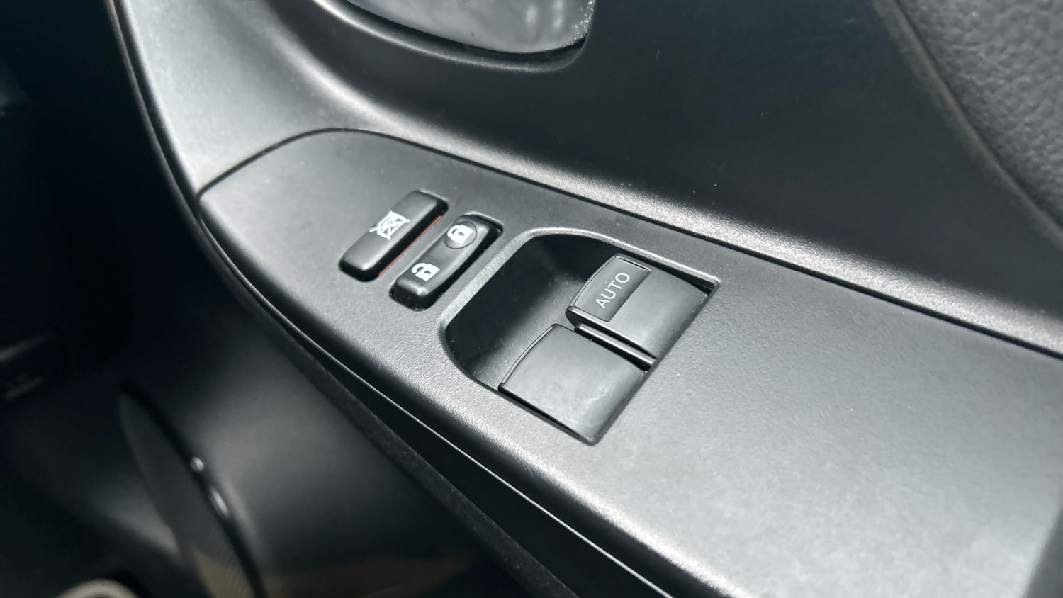 Used Toyota Yaris 2018 for sale - 77730740: Photo 36