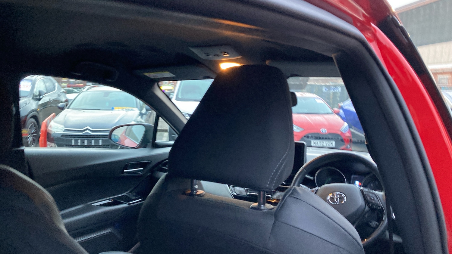 Used Toyota C-HR 2023 for sale - 77689165: Photo 20