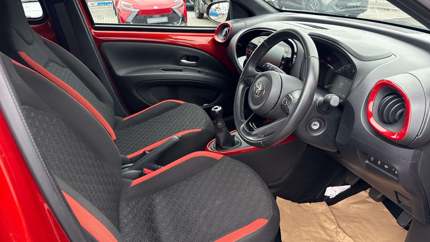 Used Toyota Aygo X 2022 for sale - 76302849: Photo 11