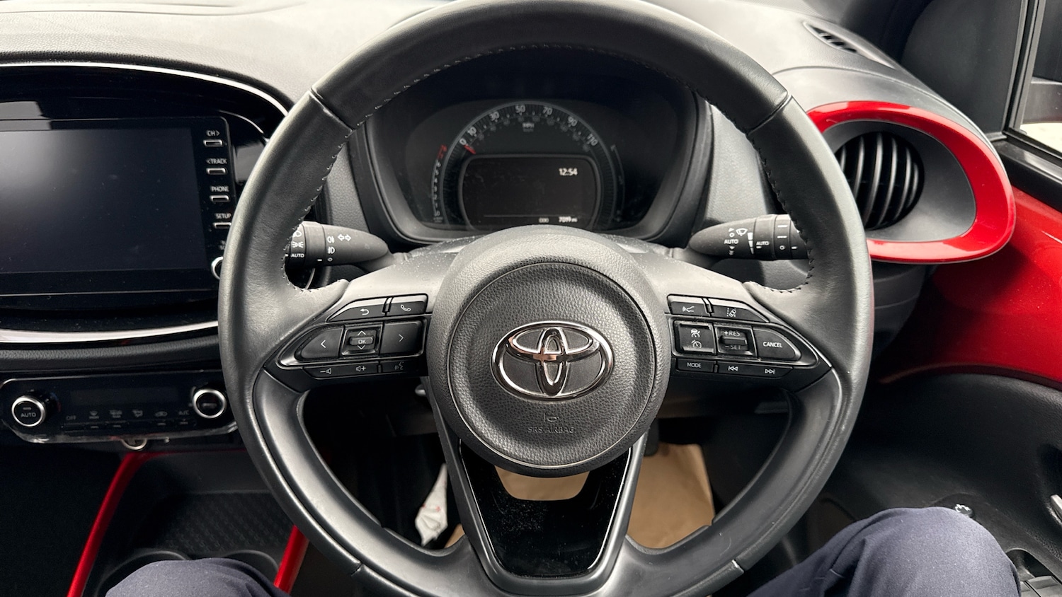 Used Toyota Aygo X 2022 for sale - 76302849: Photo 8