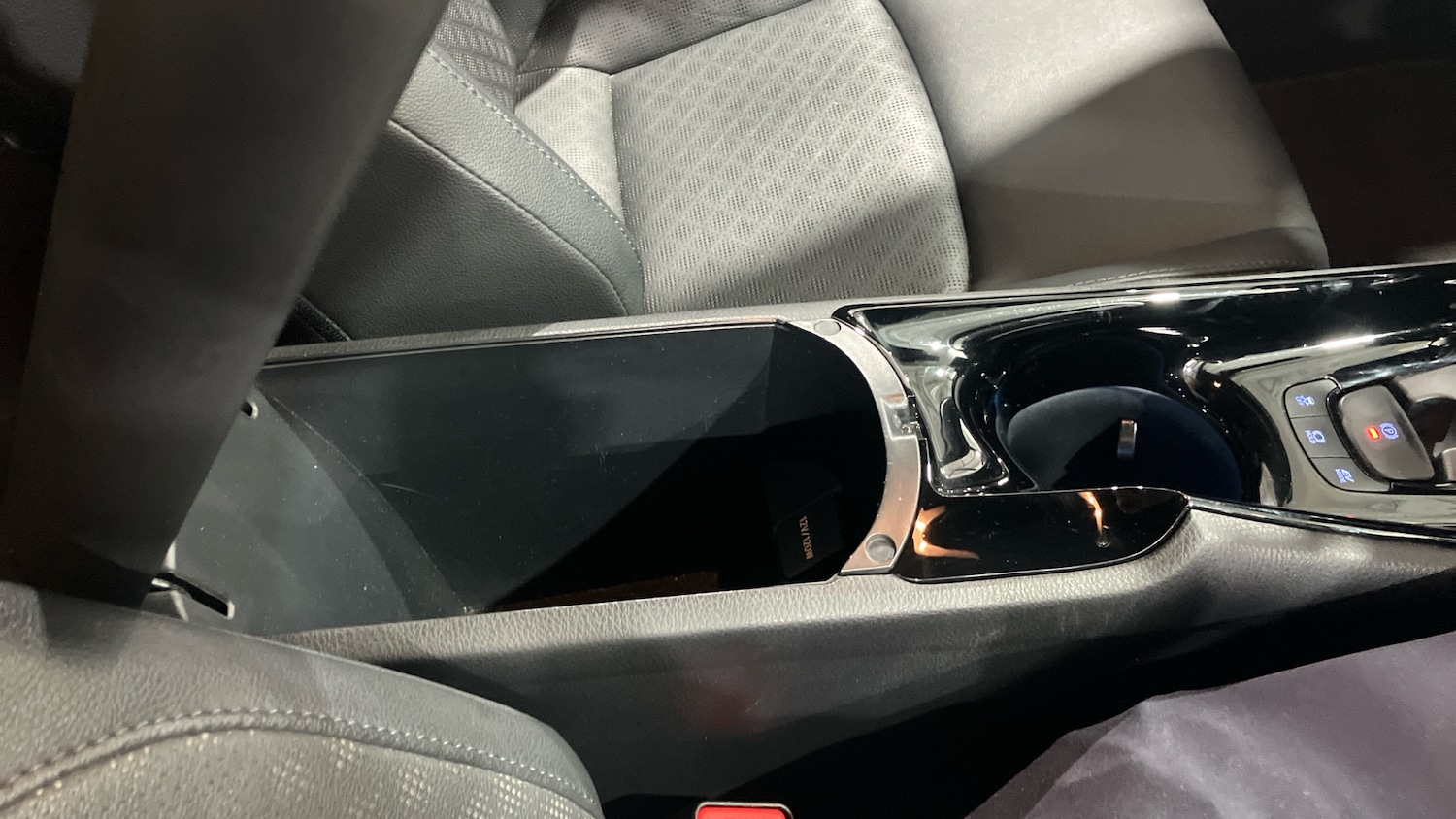 Used Toyota C-HR 2022 for sale - 77125026: Photo 28