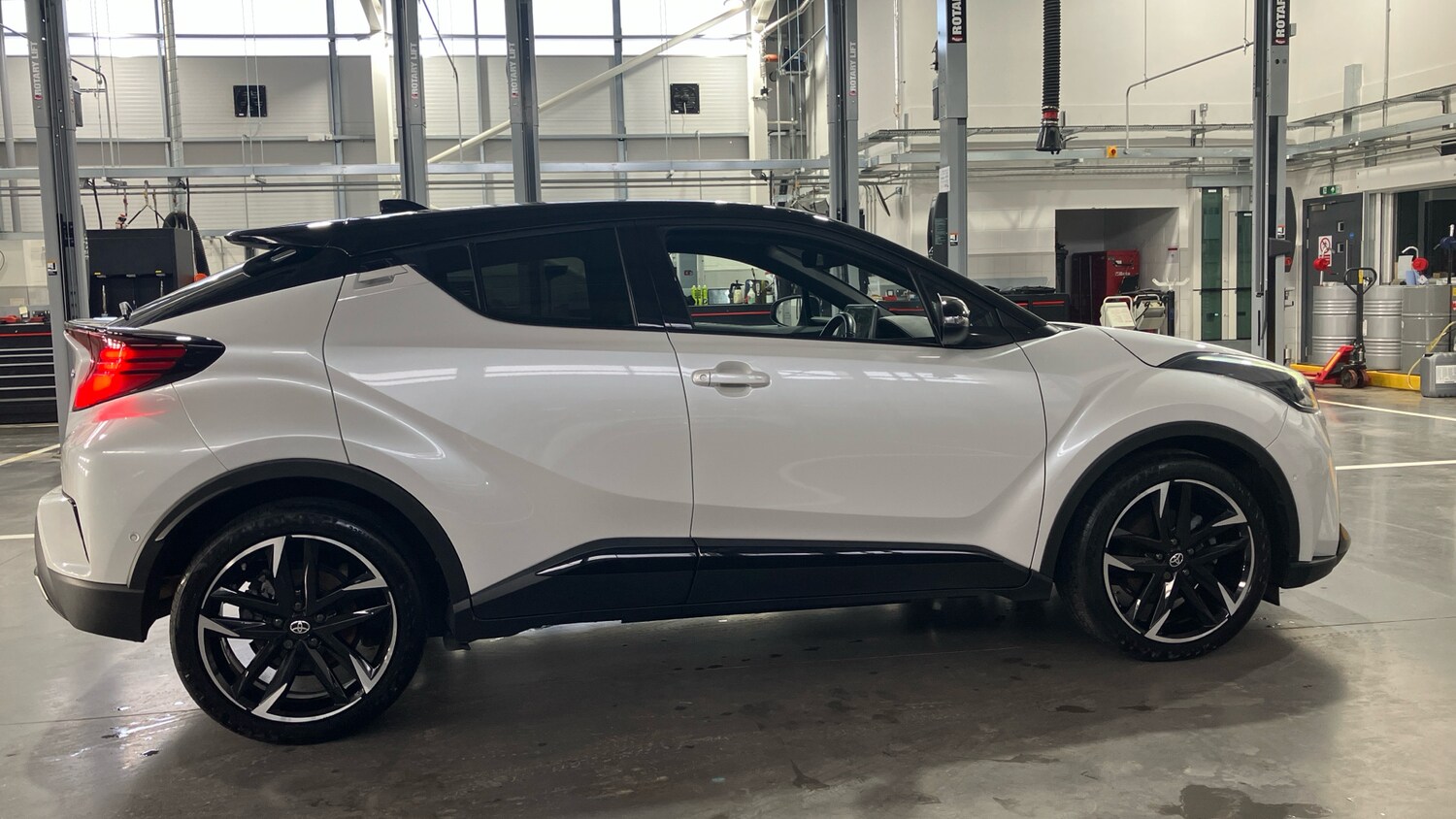 Used Toyota C-HR 2022 for sale - 76374607: Photo 16