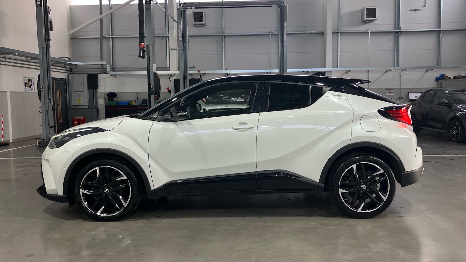 Used Toyota C-HR 2022 for sale - 76374607: Photo 17