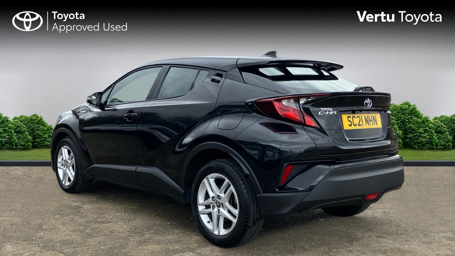 Used Toyota C-HR 2021 for sale - 77569324: Photo 4