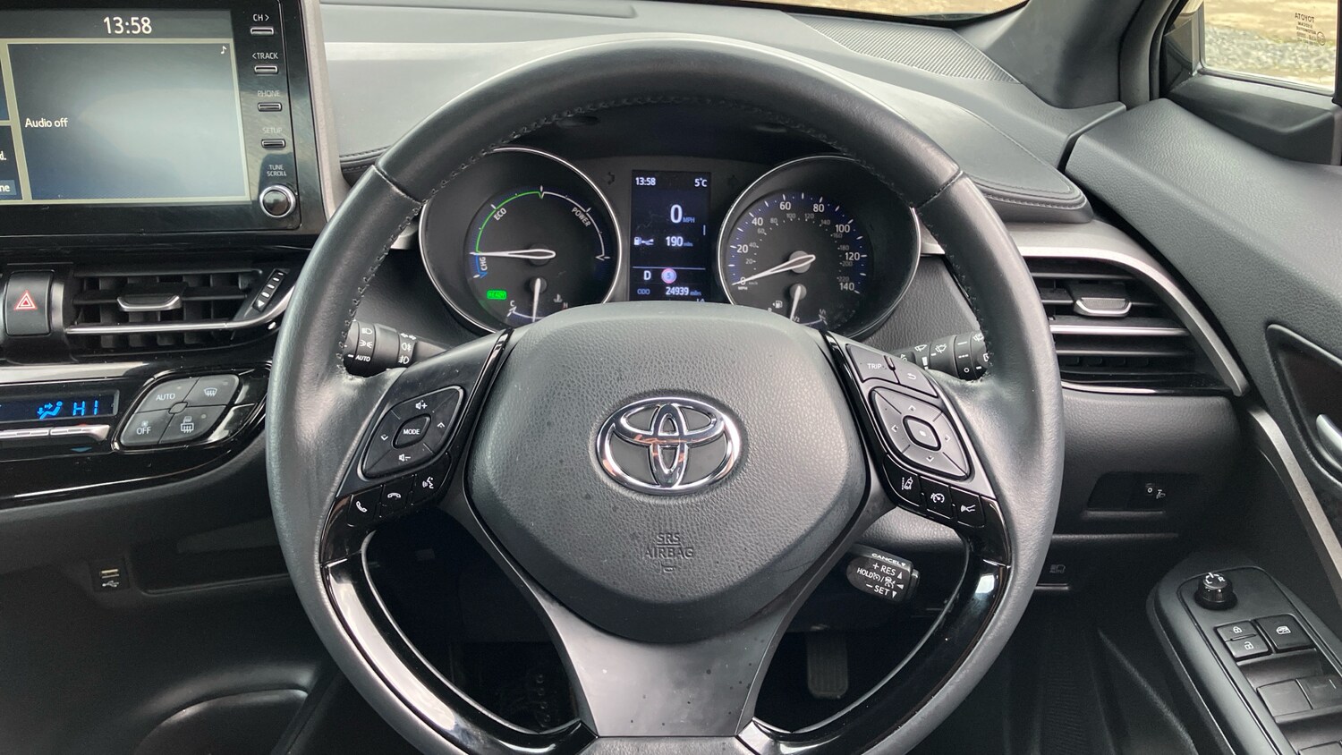 Used Toyota C-HR 2021 for sale - 77569324: Photo 8
