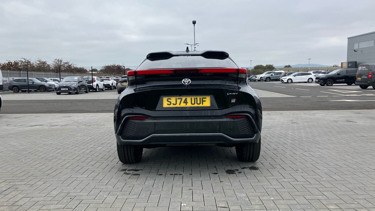 Used Toyota C-HR 2024 for sale - 75700219: Photo 19