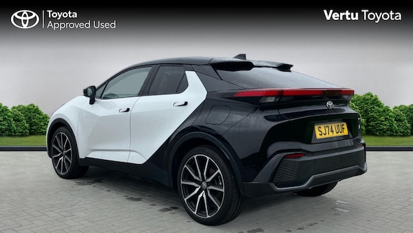 Used Toyota C-HR 2024 for sale - 75700219: Photo 4